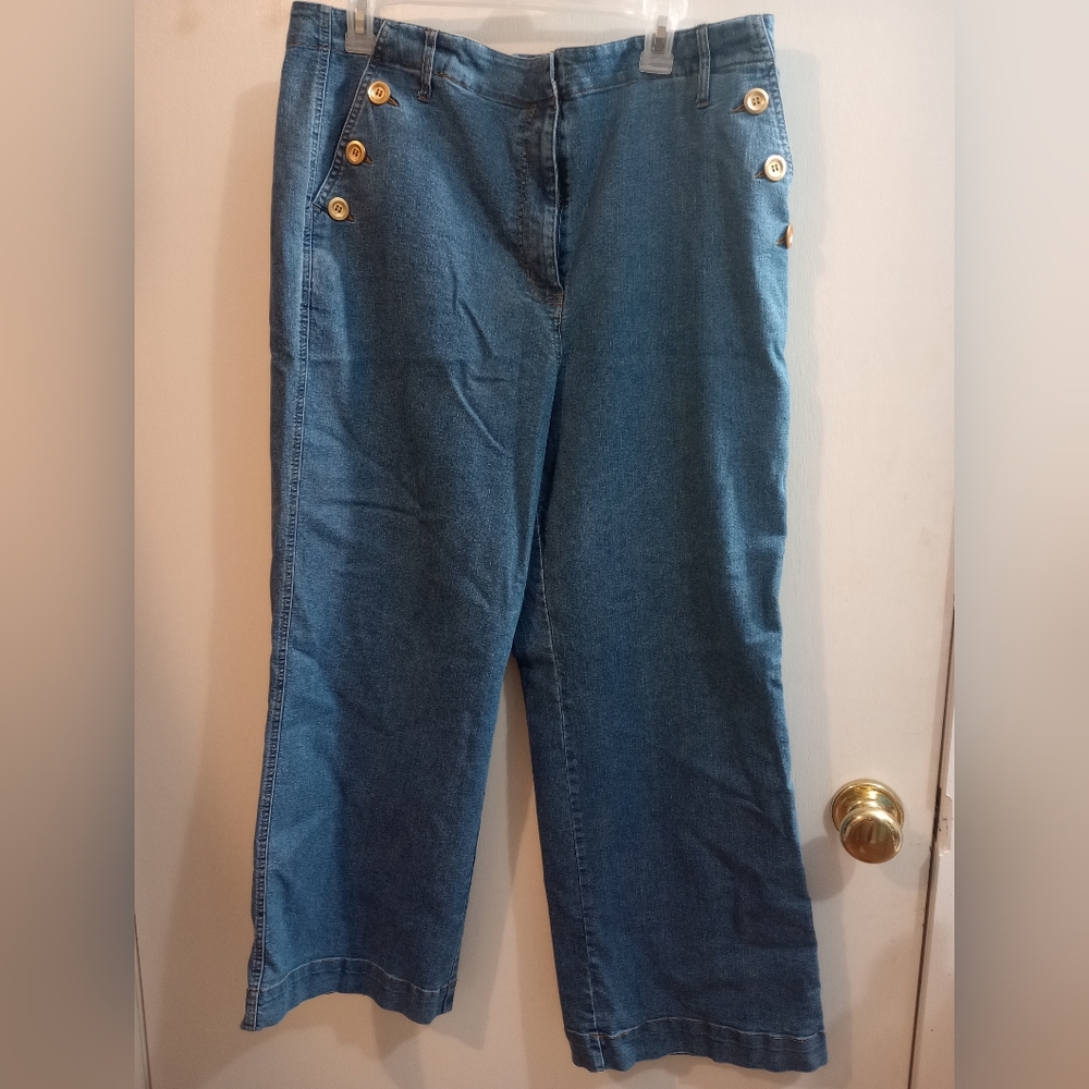 Ruby Rd. Size 16. Denim Wide-Leg Pants with Gold Buttons
